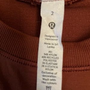 Lululemon rust color athletic shirt